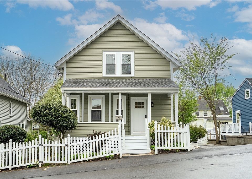 1st image of 20 Riverview St