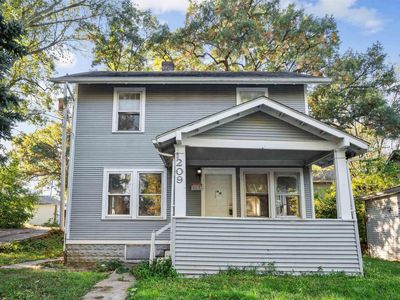 209 E 13th St, Davenport, IA, 52803