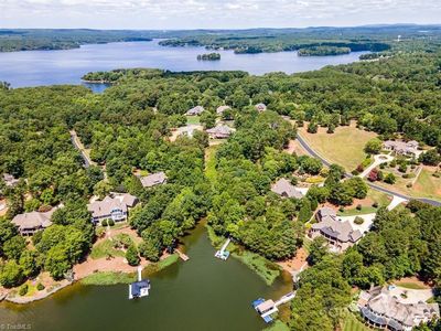 126 Moss Bank Ct, New London, NC, 28127