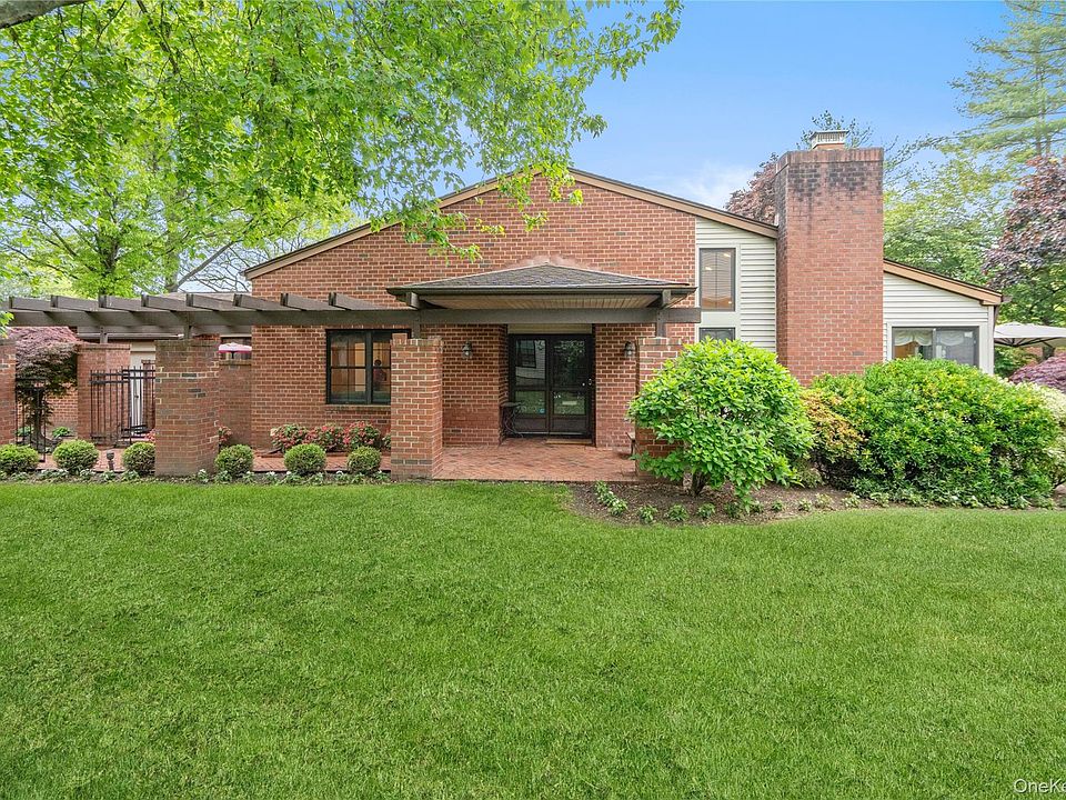 1st image of 111 Dove Hill Drive