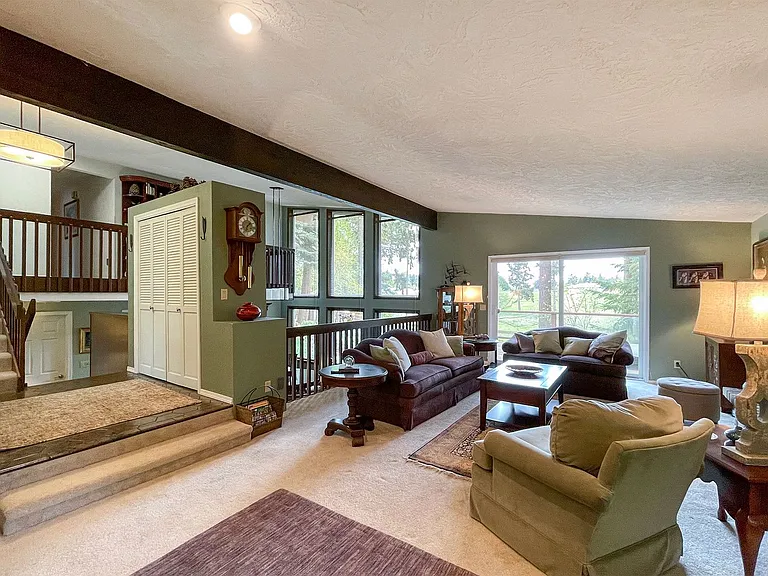 590 Ridge View Dr — Photo 6