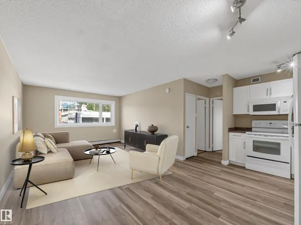 9710 105th St NW #502, Edmonton, AB T5K 1A4