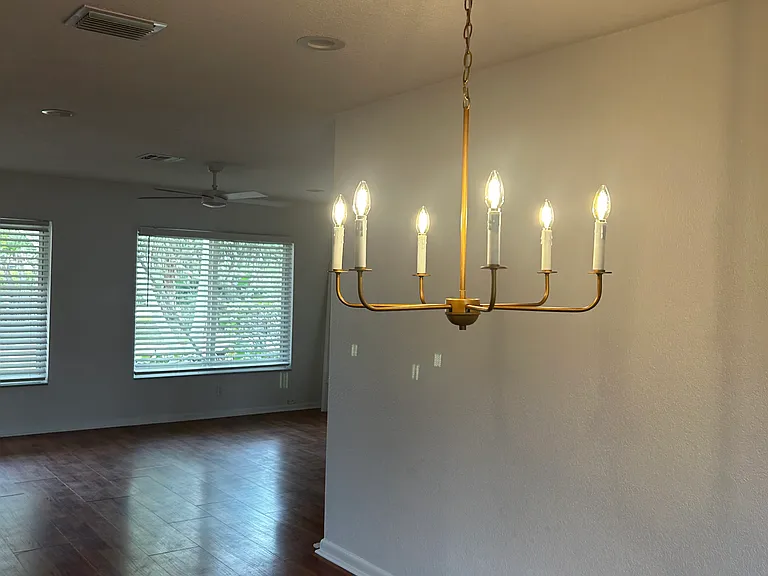 631 Linnet Cir — Photo 10