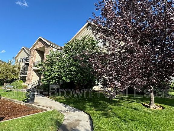 3rd image of 1612 W Westbury Way Unit J