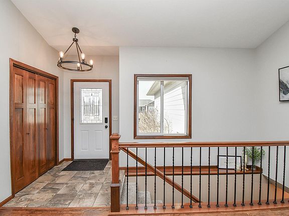 3rd image of 1704 S Andrew Ave