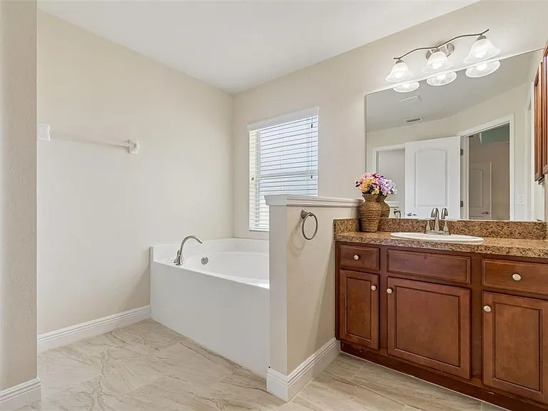 5986 Ganyard Ave — Photo 10