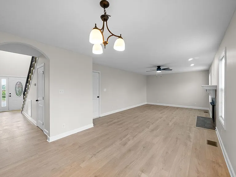1282 Eagles View Dr — Photo 8