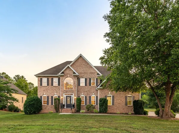 2181 Colby Dr, Forest, VA 24551