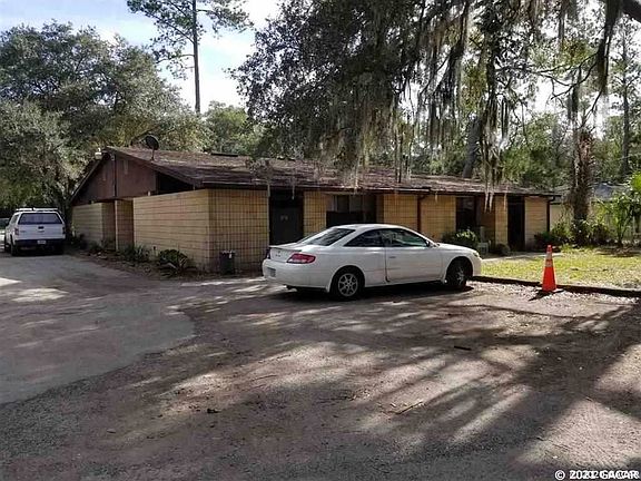 2nd image of 3524 NW 21st St