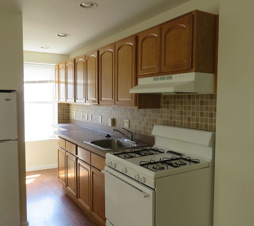 1st image of 2206 South St #1