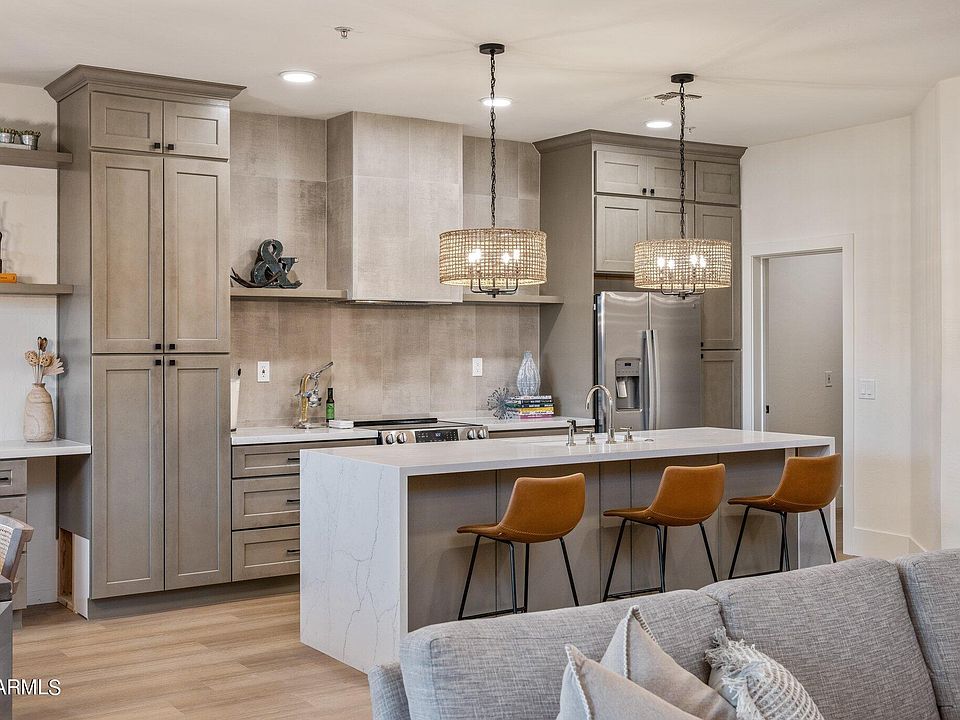 1st image of 19550 N GRAYHAWK Drive #1047