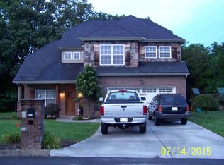 7706 Lake Mountain Ln, Knoxville, TN 37938