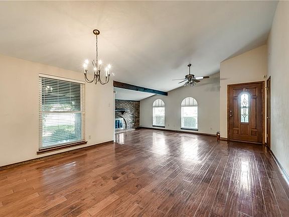 5th image of 7629 Nutwood Pl