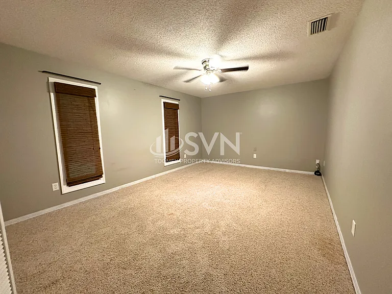 662 Ridgewood Dr — Photo 20
