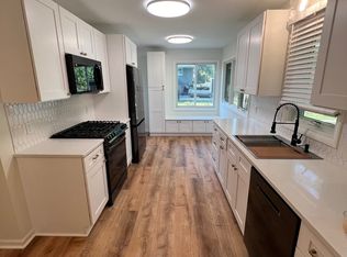50 Hackberry Hl, Long Lake, MN 55356