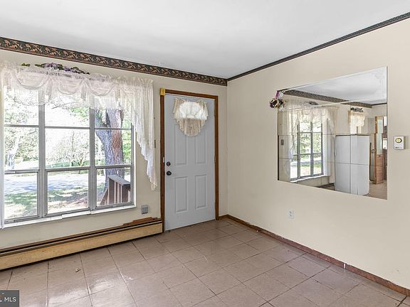 4th image of 36031 Bay Dr