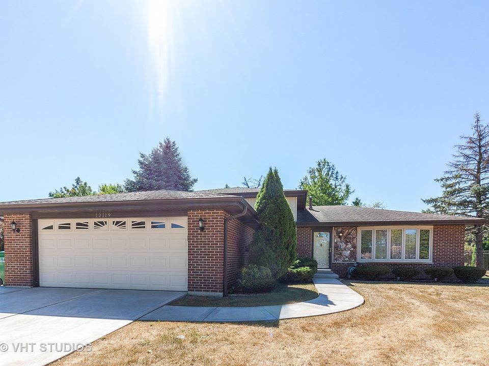 1st image of 12119 W Meadowland Dr
