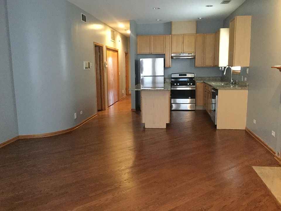 1st image of 1712 W Pierce Ave APT 1