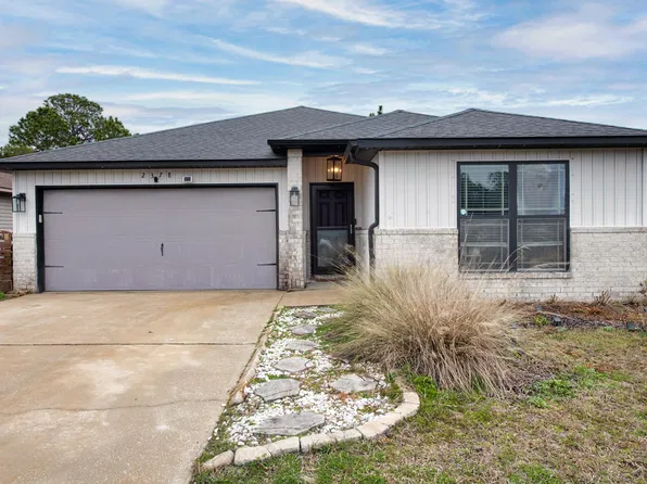 2378 Duncan Ridge Dr, Navarre, FL 32566