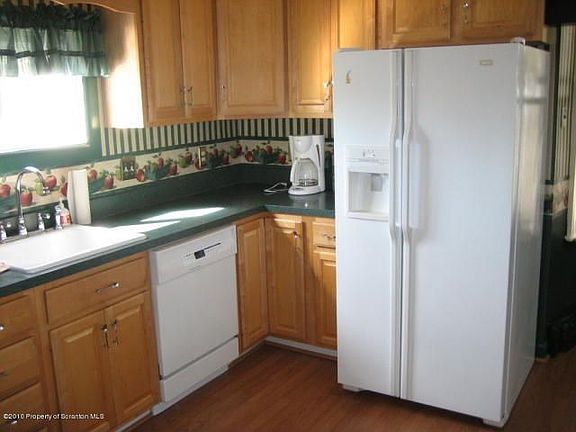 4th image of 511 Boulevard Ave #L4