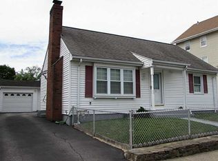 76 Hendricks St, Central Falls, RI 02863