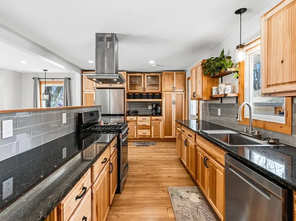 10804 Monroe Dr NE, Blaine, MN 55434