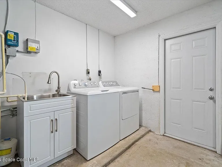 115 Elm Ave — Photo 13