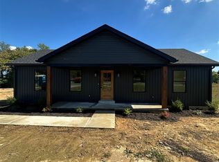 1194 Pea Ridge Rd, Scottsville, KY 42164