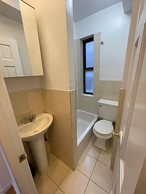 Rented by REAL New York | media 15