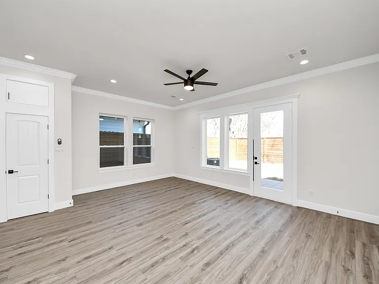 3829B Mainer St — Photo 15