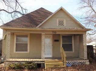 709 N 10th St, Independence, KS 67301