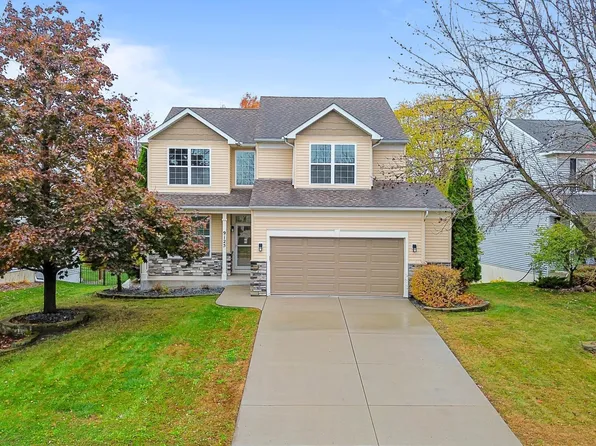 9125 Olive Ln N, Maple Grove, MN 55311