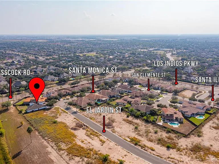 2707 El Jardin — Photo 23