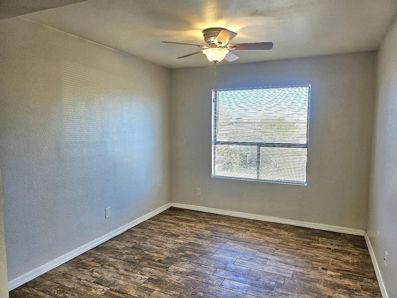 1 bed, 700 sqft, $845 — Photo 3