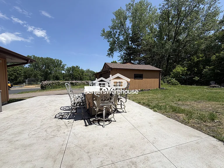 52 West Rd — Photo 26