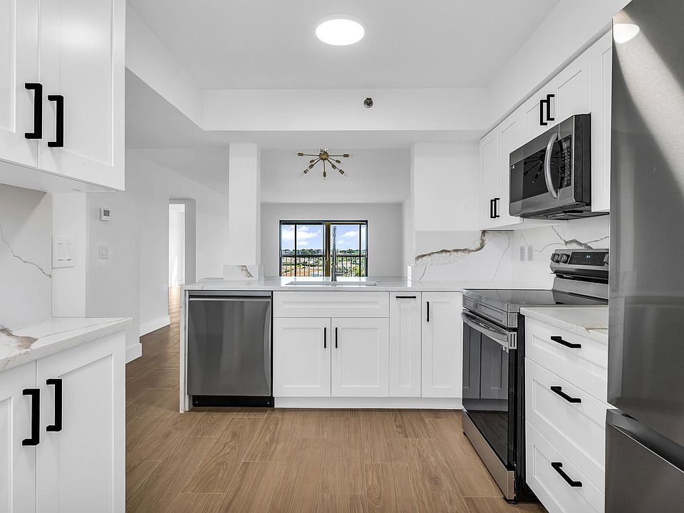 1st image of 7260 Kinghurst Drive #705