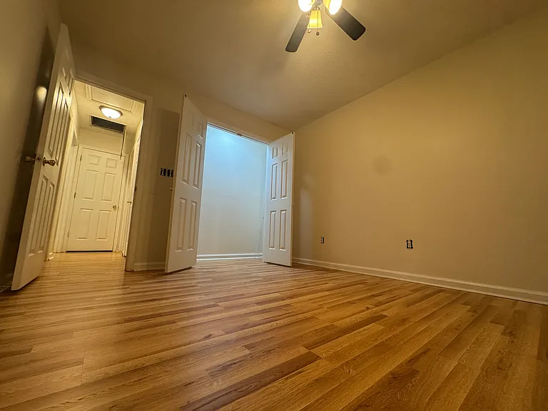 1088 Pierce Rd #B — Photo 8