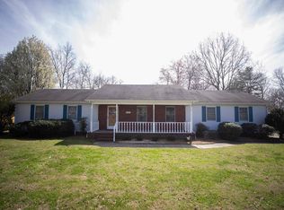 2201 Brookhaven Dr, Murray, KY 42071