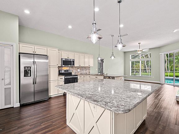5th image of 1273 Little Oak Cir