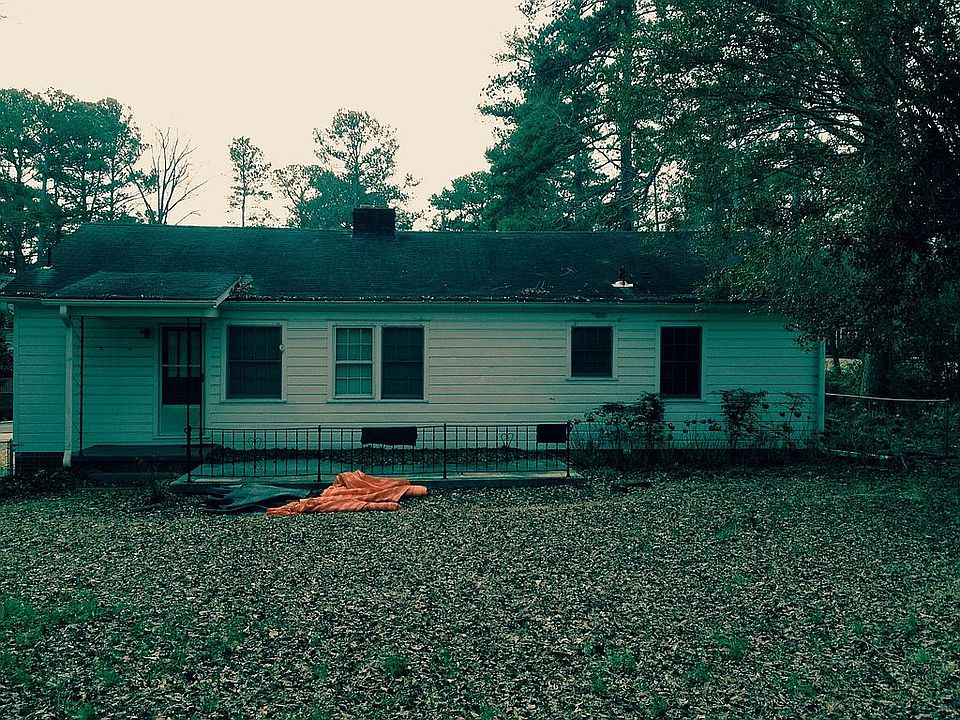 2nd image of 1453 Collier Dr SE