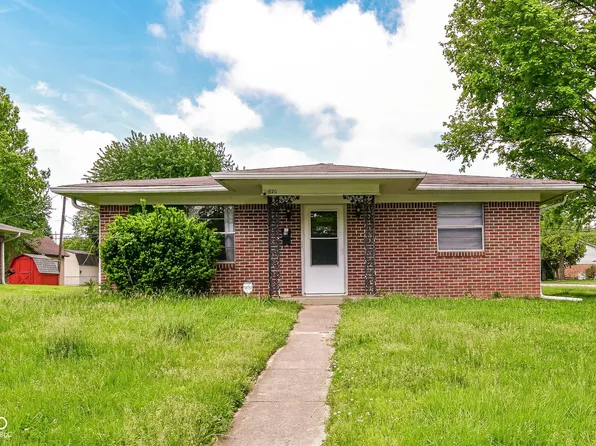 620 Brewer Pl, Greenwood, IN 46142