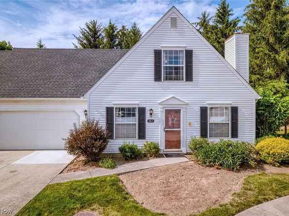 947 Bristol Ln, Streetsboro, OH 44241