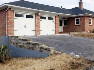 50 Thornton St, Lawrence, MA 01841