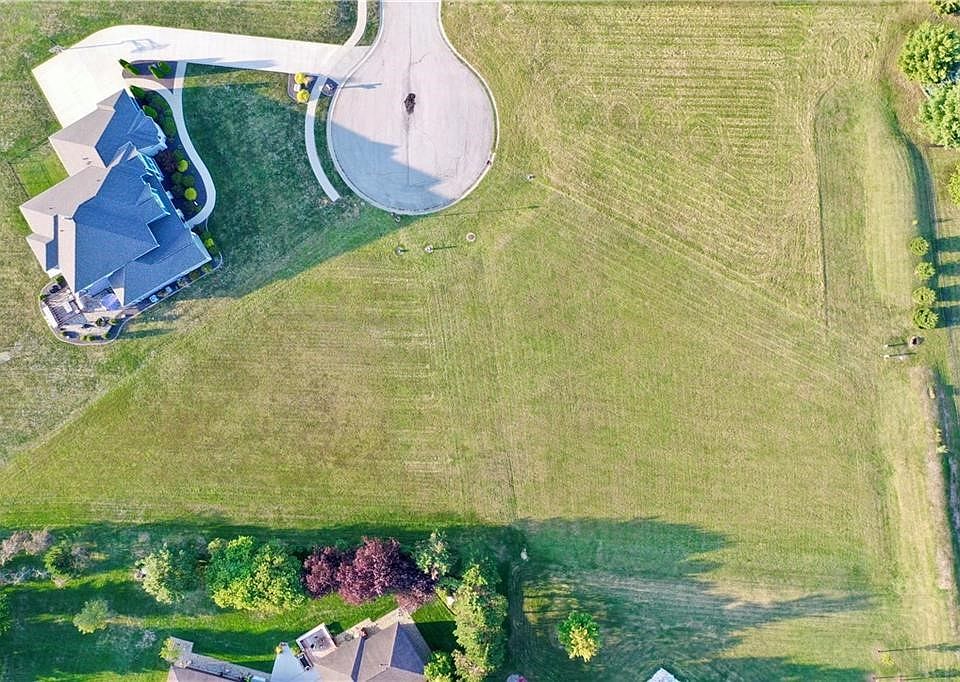 2nd image of 2625 Craycroft Pkwy