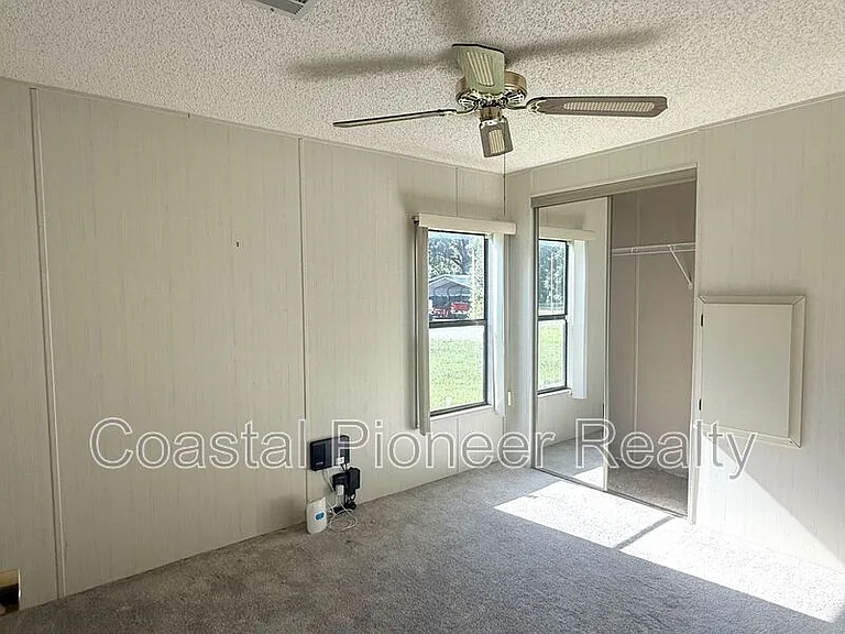 4550 Charter St #RC — Photo 21