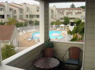 834 Topsail Ln, Secaucus, NJ 07094