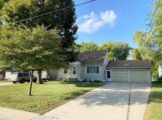 713 Hammer Rd, Albert Lea, MN 56007