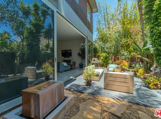 2425 Clement Ave, Venice, CA 90291