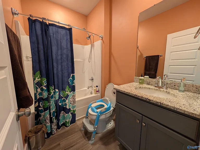 4213 Textile Ln SW — Photo 11