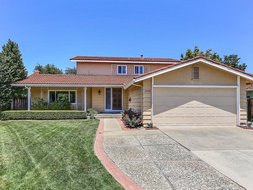 1st image of 1459 Pine Grove Way